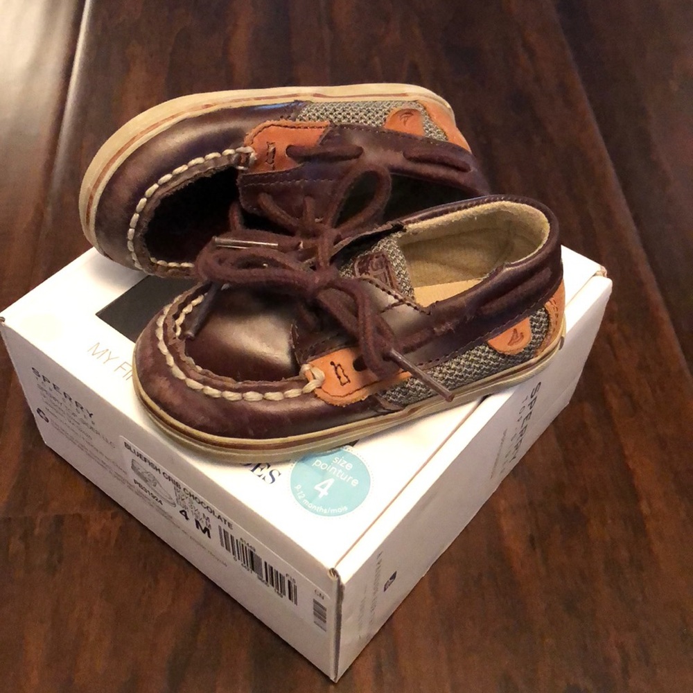 Sperry bluefish crib shoes